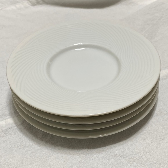 Set of 4 ~DANSK TAPESTRIES WINTER WHITE 6” Saucers ~Discontinued - Picture 1 of 10